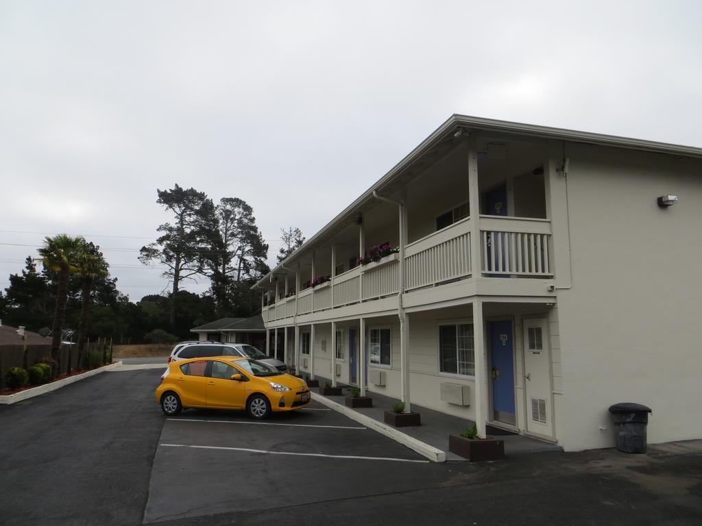 Fisherman'S Cove Inn Монтерей Екстериор снимка